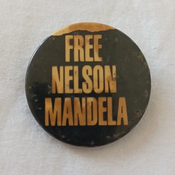 SET OF 10 Vintage 80s Political Punk Rock Pinback Buttons in Various Sizes - Picture 5 of 16